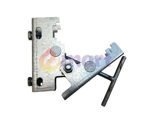 Кріплення з регулюванням нахилу антени